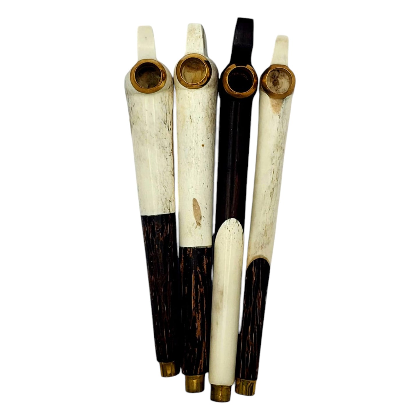 Yousef Redha Medwakh - Horn / Wood